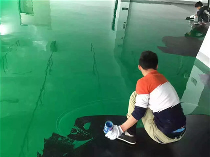 霍尔果斯下面给你一份环氧地坪漆施工的完整流程